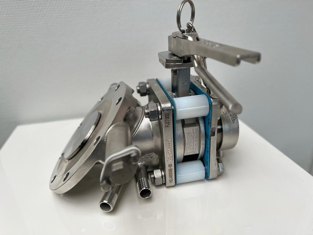 Bottom Discharge Foot Valve ISO Tank Container — Guard Europe BV